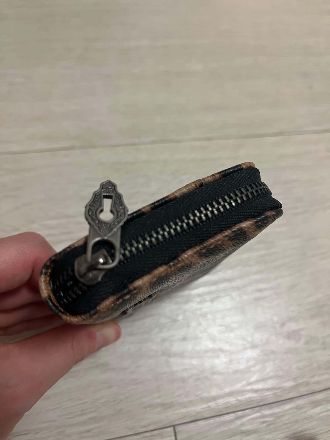 와이이이엘 YEEL CHAIN WALLET 상품이미지8