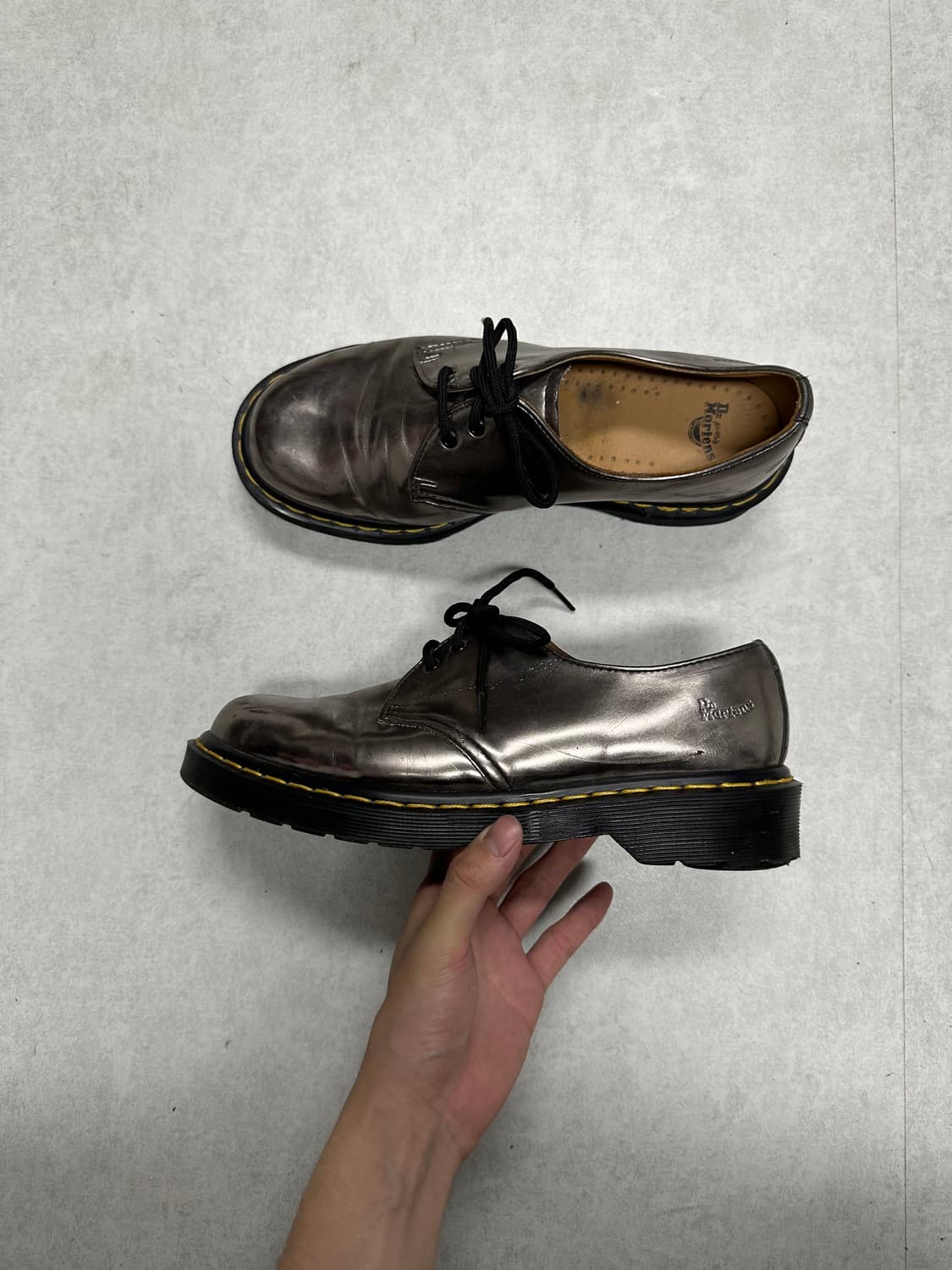 닥터마틴 13060 실버 상품이미지1