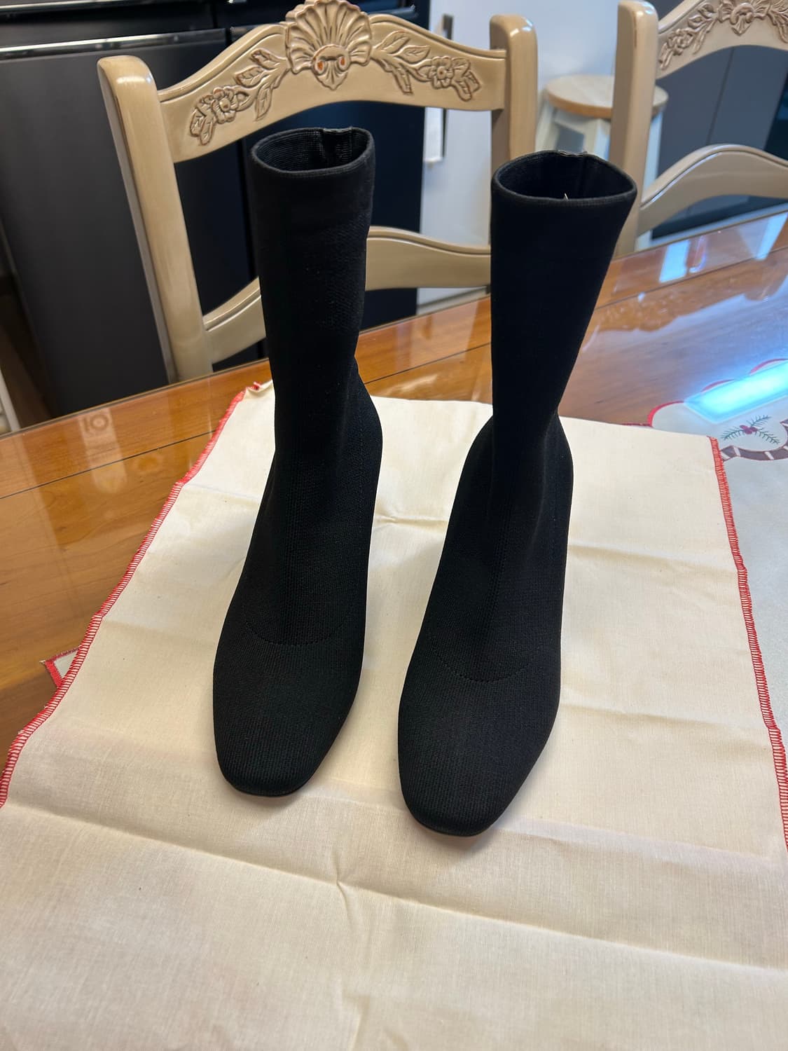 슈콤마보니 삭스 앵클 부츠 블랙 상품이미지1