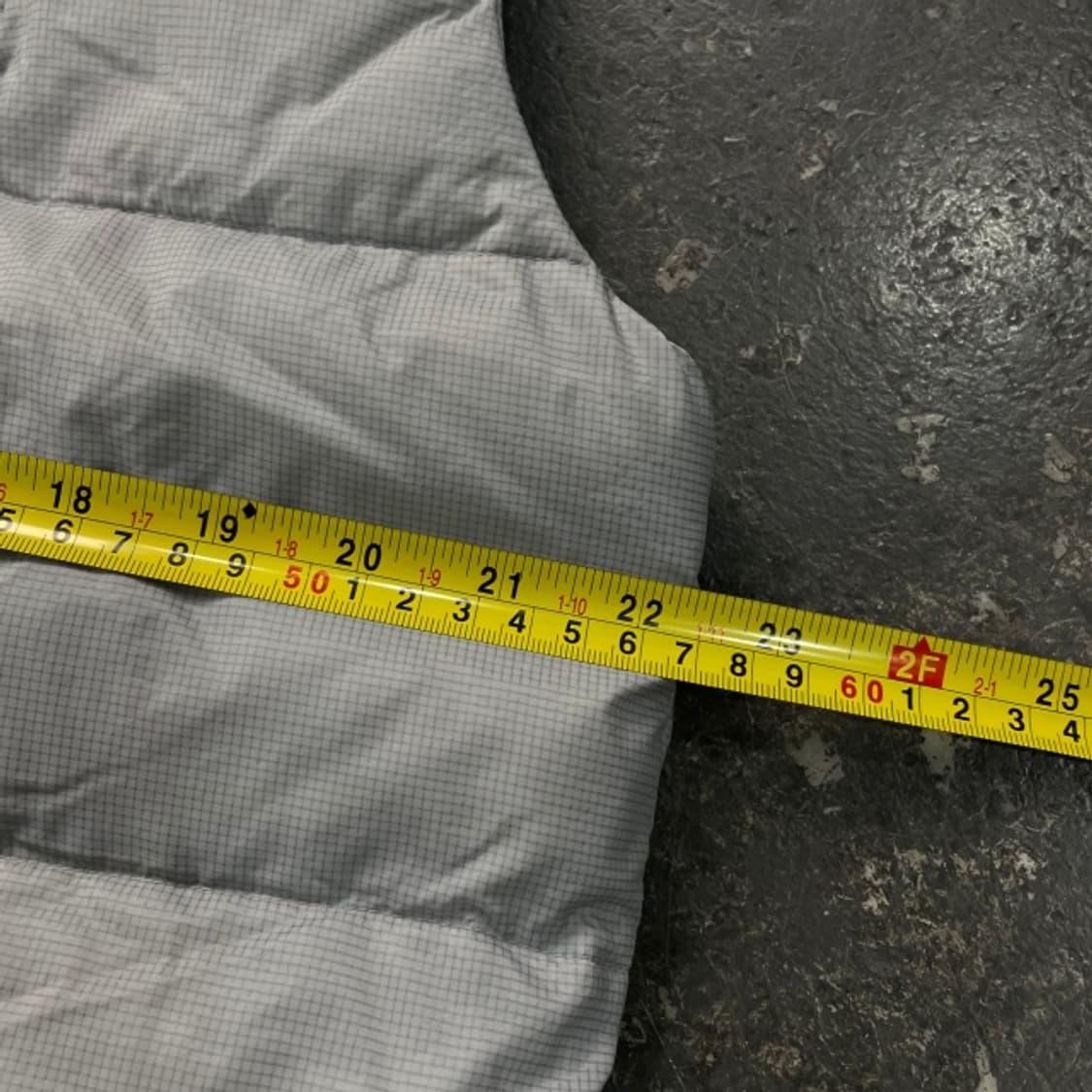 100 블랙야크 패딩조끼 상품이미지7