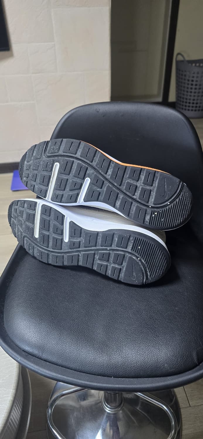 나이키 270 상품이미지5