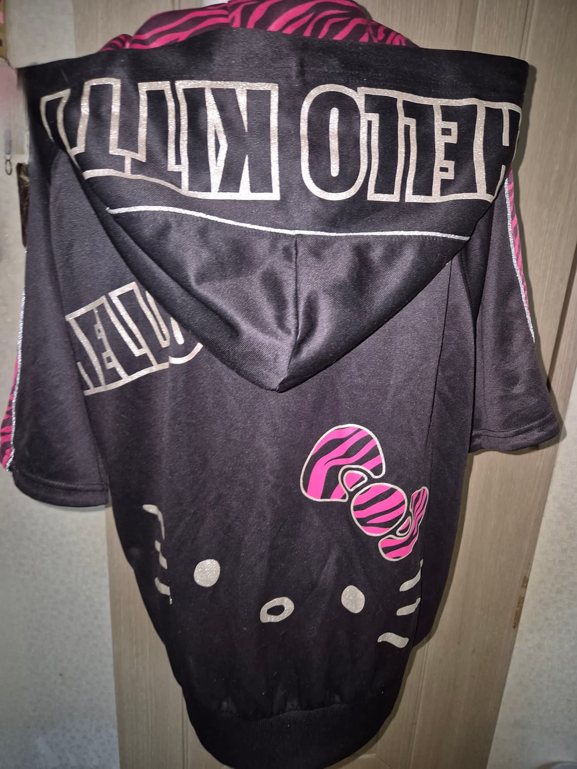 갸루펑크 걀펑 헬로키티 반팔 후드집업 상품이미지2