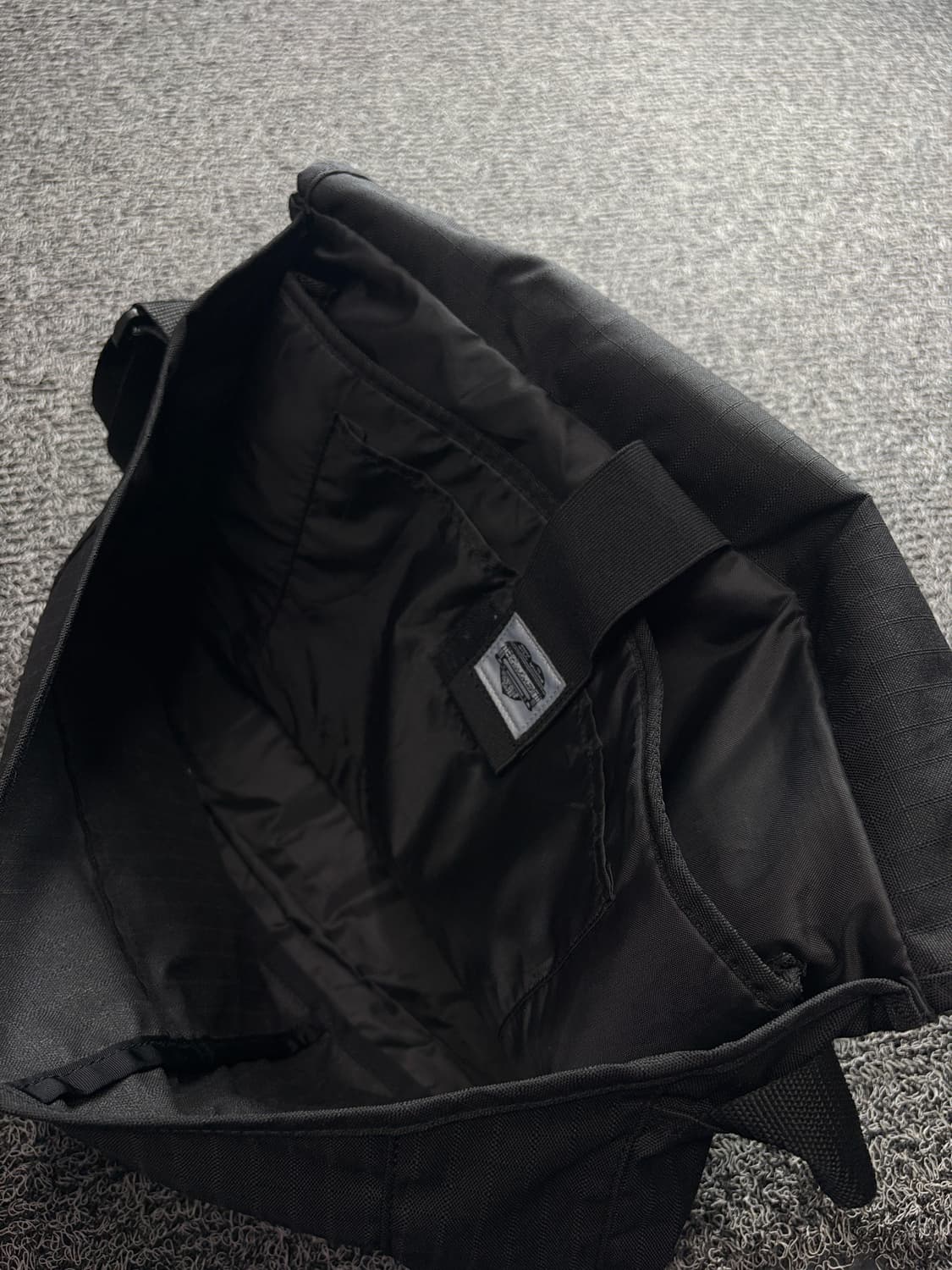 칼하트 시그니처 메신져백 사이드백 4025 상품이미지6