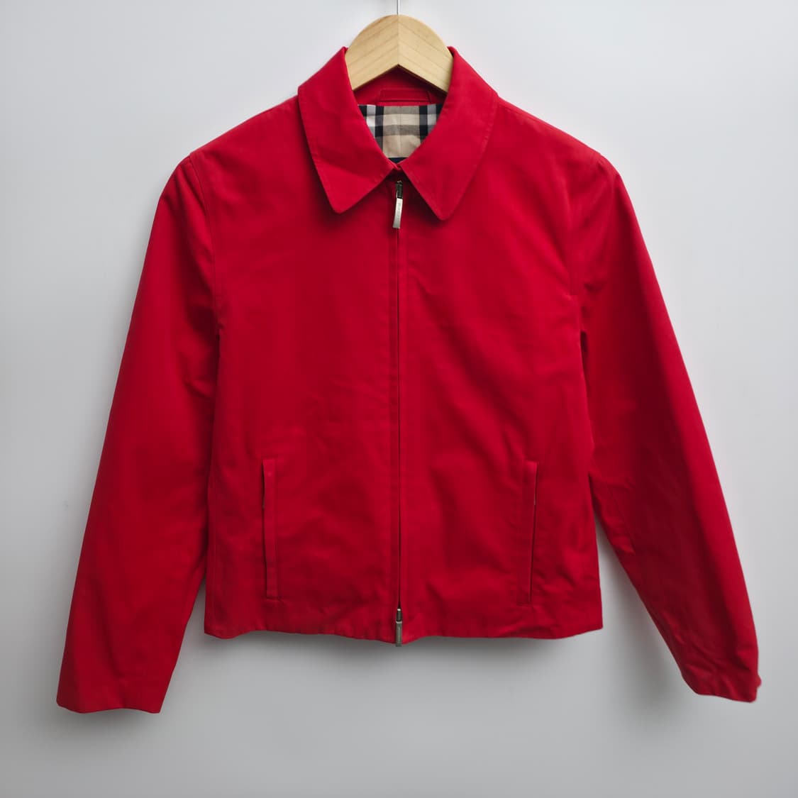[XS] 버버리 노바 체크 레드 자켓 상품이미지1
