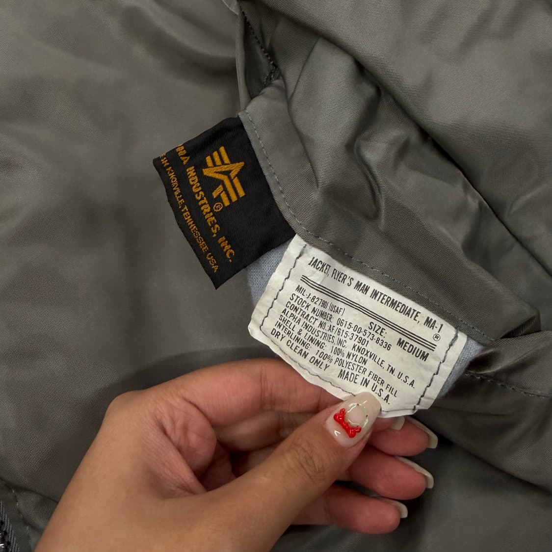 [ 정품/M ] 알파인더스트리 플라이트 ma-1 리버시블 항공점퍼 상품이미지6