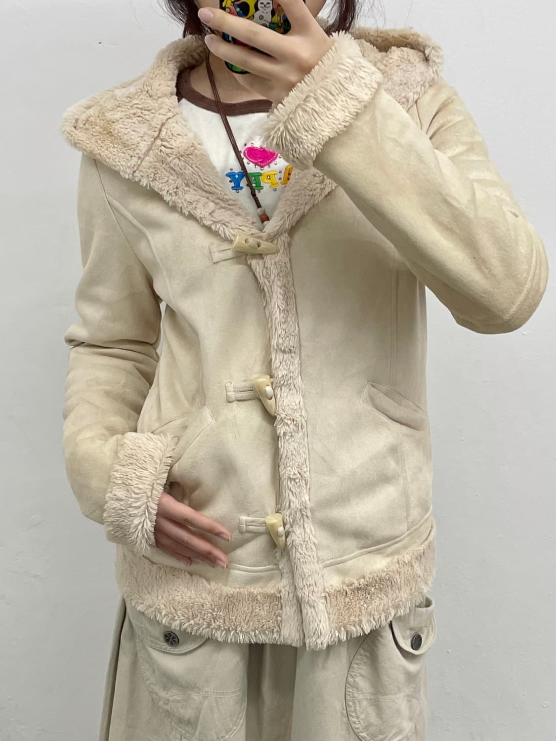 아이보리 떡볶이 후드 무스탕  상품이미지4