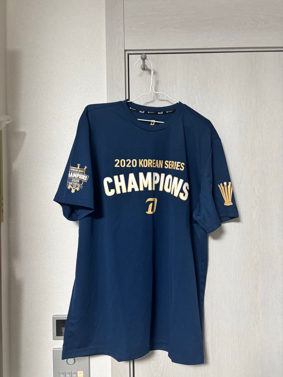nc다이노스 앤씨다이노스  정규리그우승 기념 반팔 상품이미지1