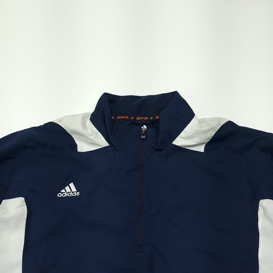 CK144 XL 아디다스 00s Scorch 네이비&화이트 바람막이 자켓 상품이미지2