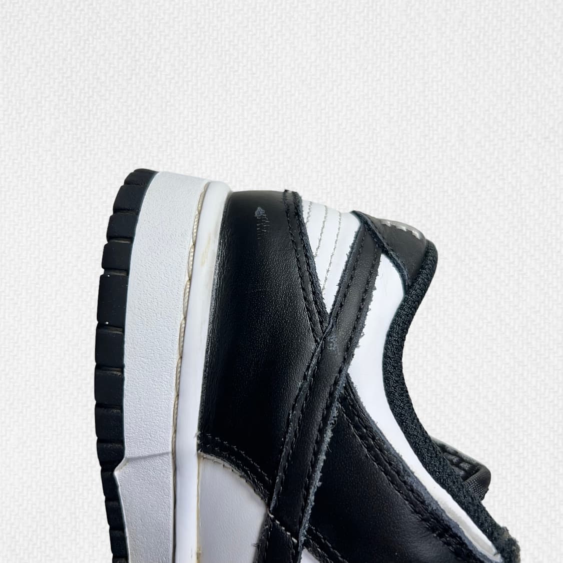 240 W 나이키 덩크 로우 범고래 상품이미지4