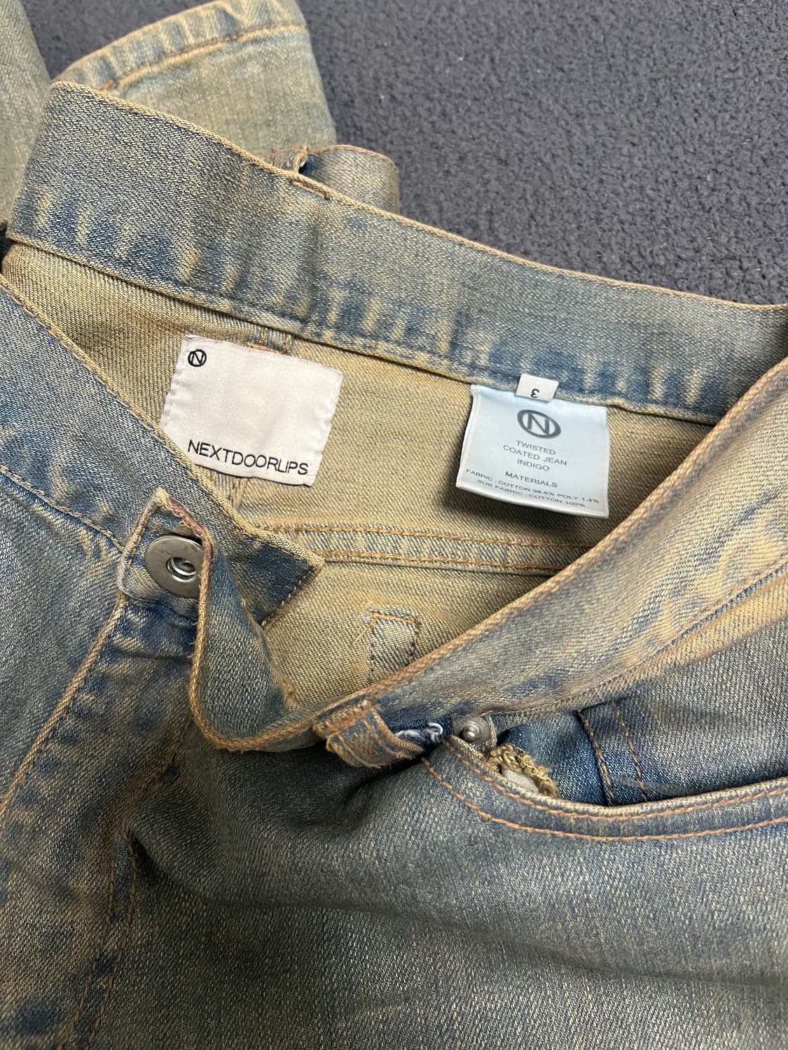 [3] 넥스트도어립스 트위스티드 코팅진 데님 청바지 상품이미지4