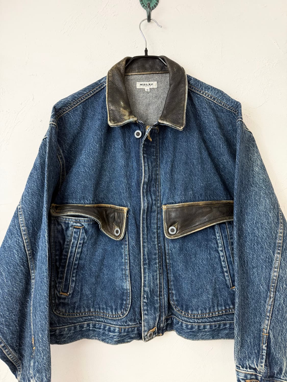 90s WOLVO 레더 믹스드 데님 봄버 상품이미지2
