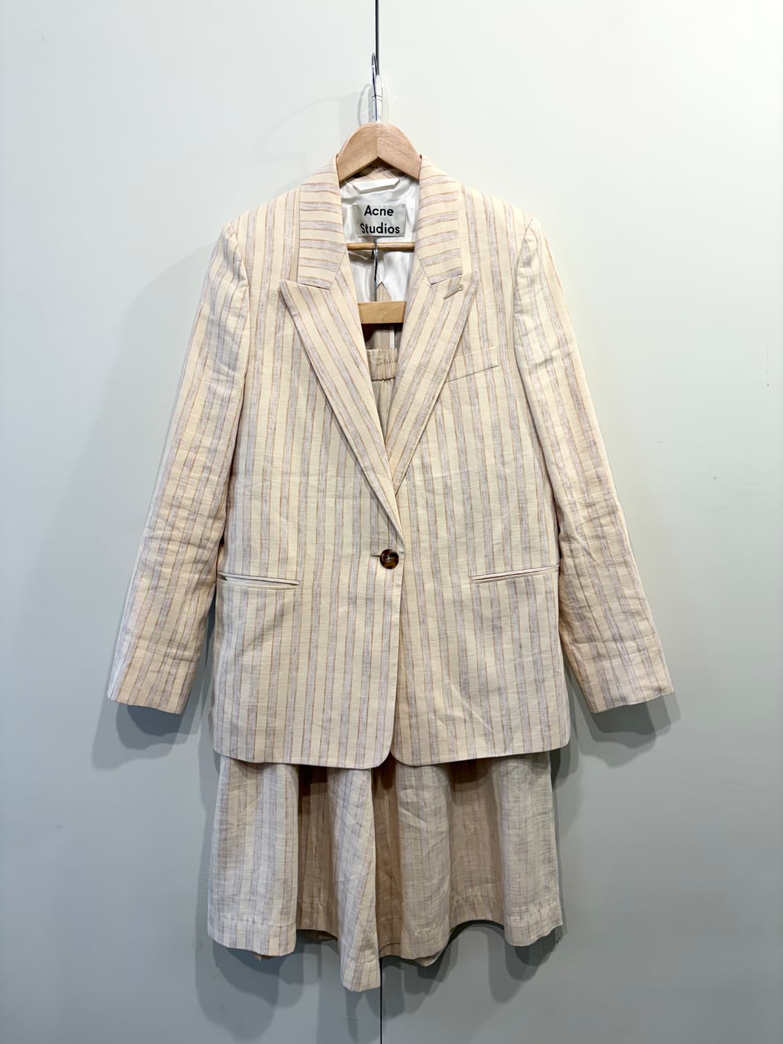 아크네 스튜디오 린넨 스트라이프 블레이저 셋업 상품이미지1
