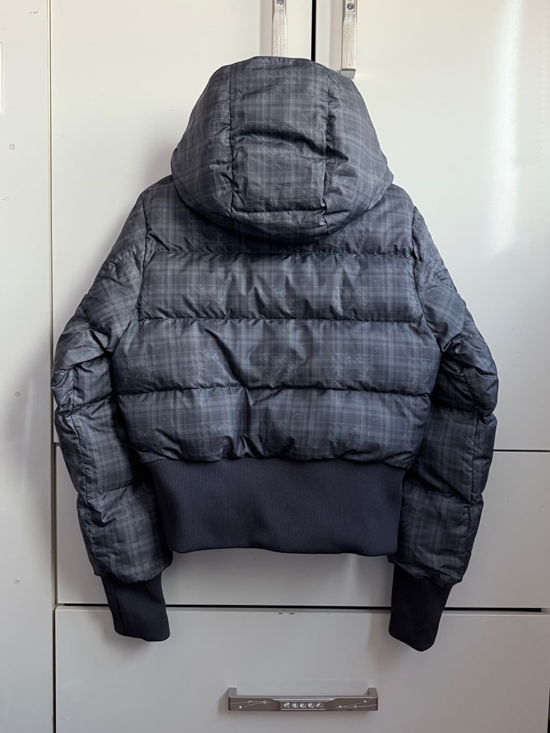 OJOS 오호스 리버시블 체크 패딩 차콜 1사이즈 상품이미지7