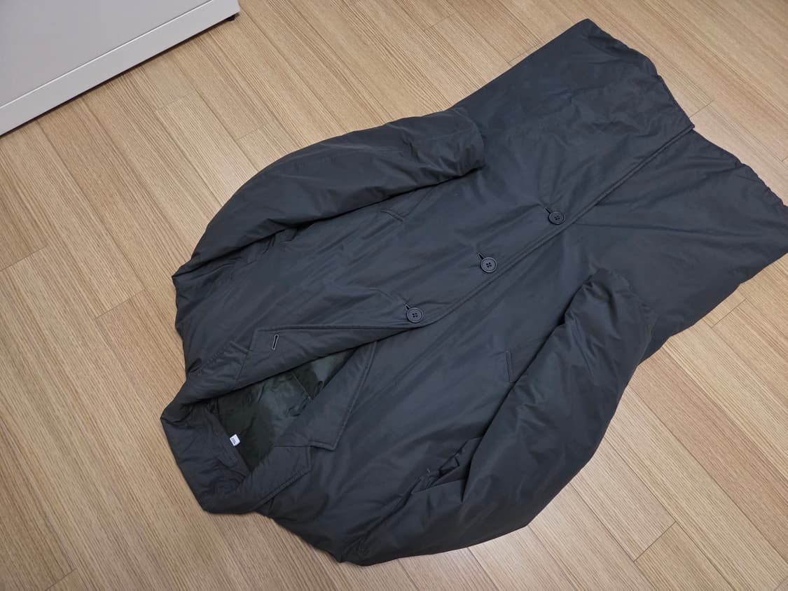 유니클로 x 르메르 라이트 웨이트 패딩 코트  상품이미지2