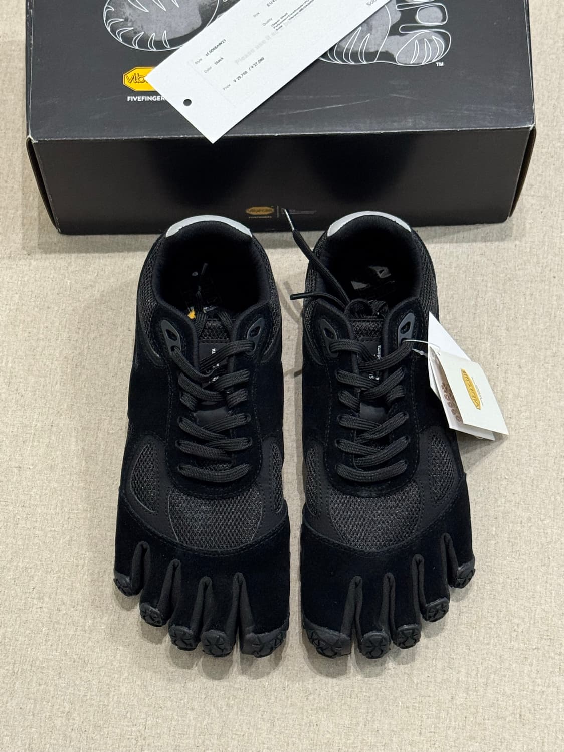 솔로이스트 21aw 수이코크 파이브핑거스 스니커즈 상품이미지1