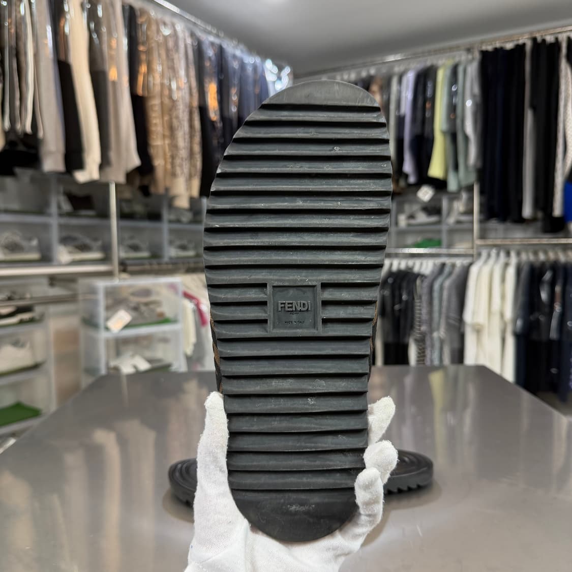 [리오브] 펜디 FF 로고 자카드 슬라이드 샌들 슬리퍼 상품이미지3