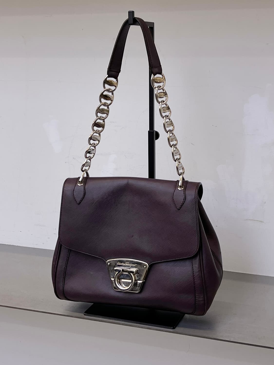 살바토레 페라가모 간치니 체인 백 상품이미지1