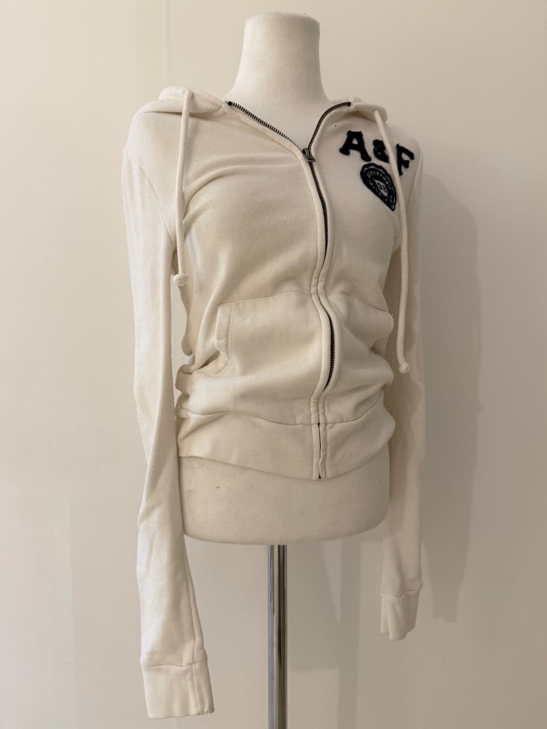 아베크롬비 화이트 후드집업 상품이미지2