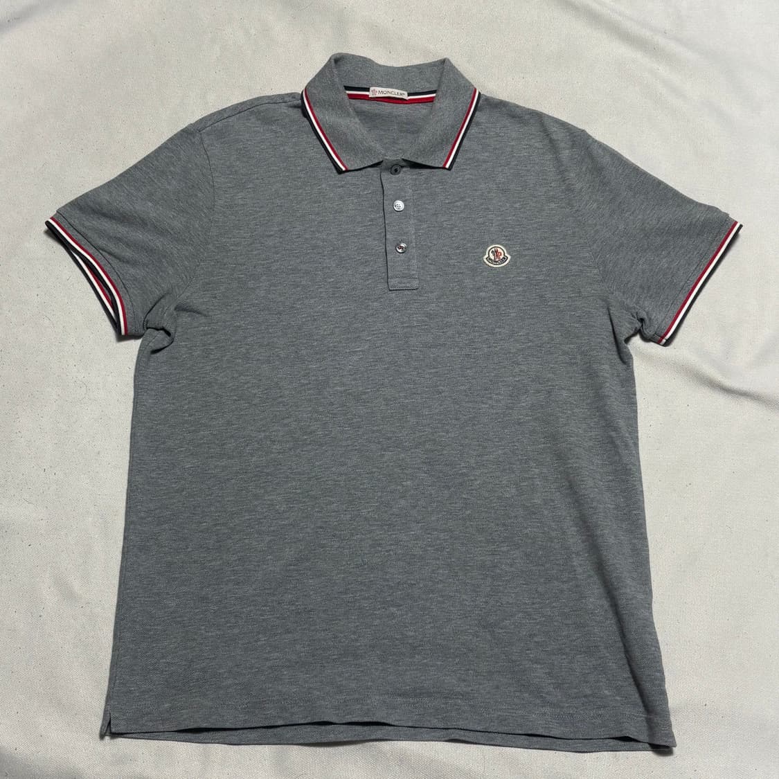 L 몽클레어 그레이 카라티셔츠 상품이미지2