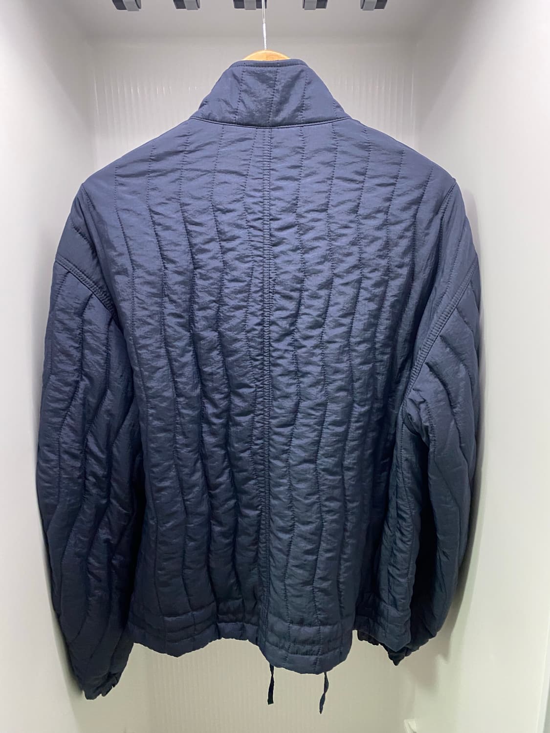 언어팩티드 패딩 상품이미지2