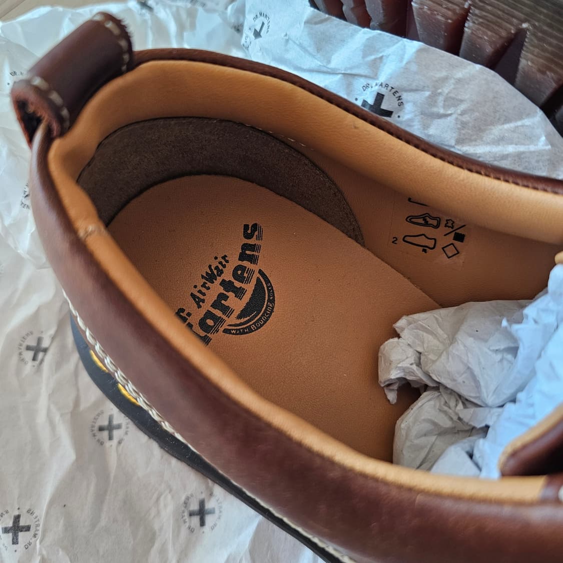 270 새제품) 닥터마틴 로웰 레더 목 토 슈즈 4EYE 구두 로퍼 워커 상품이미지5