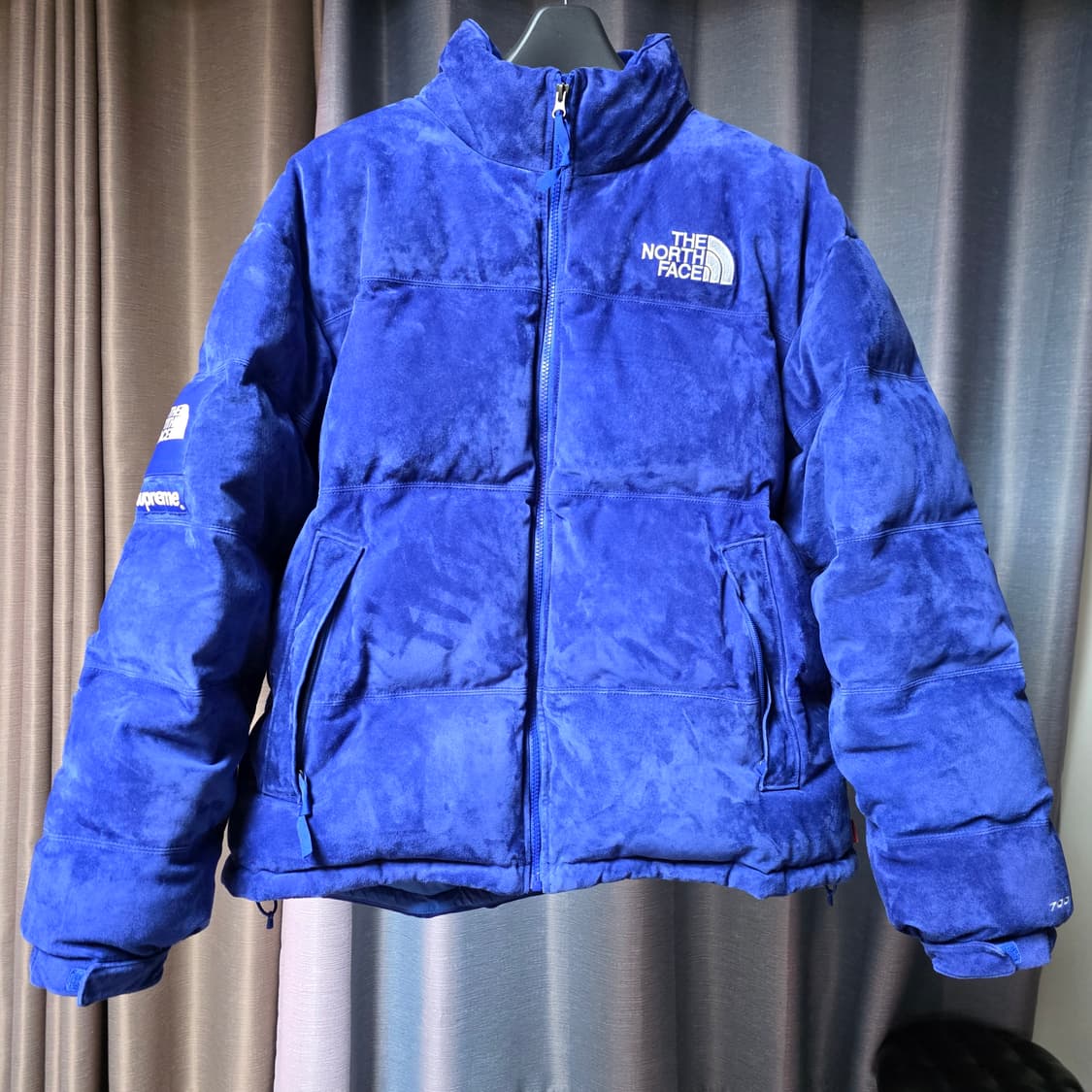 슈프림 × 노스페이스 스웨이드 눕시 L 상품이미지1