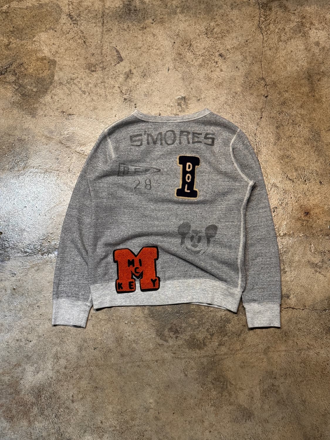 44-55 ) DENIM DUNGAREE x Disney Sweat 상품이미지4