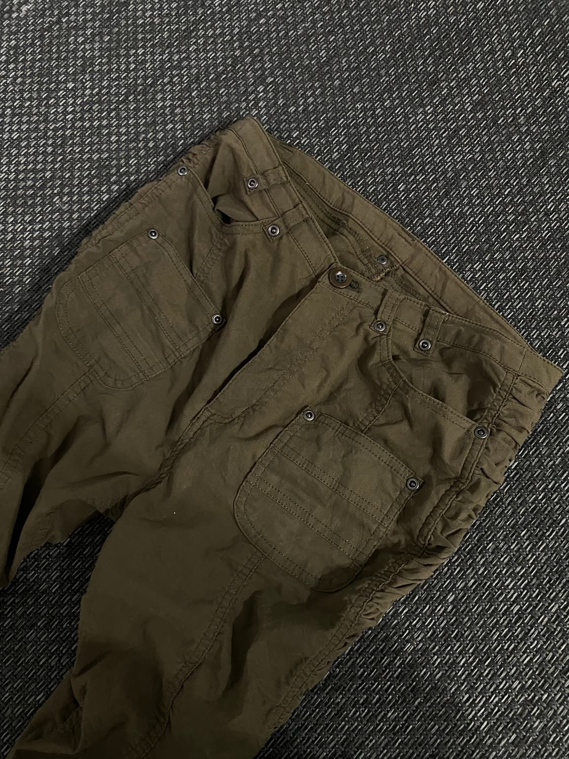  Shirring Detail Slim Fit Khaki Pants 상품이미지7