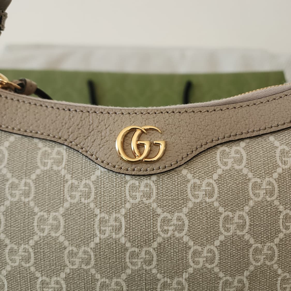 전시품급 구찌 GG 수프림 오피디아 숄더백 스몰 베이지 상품이미지2