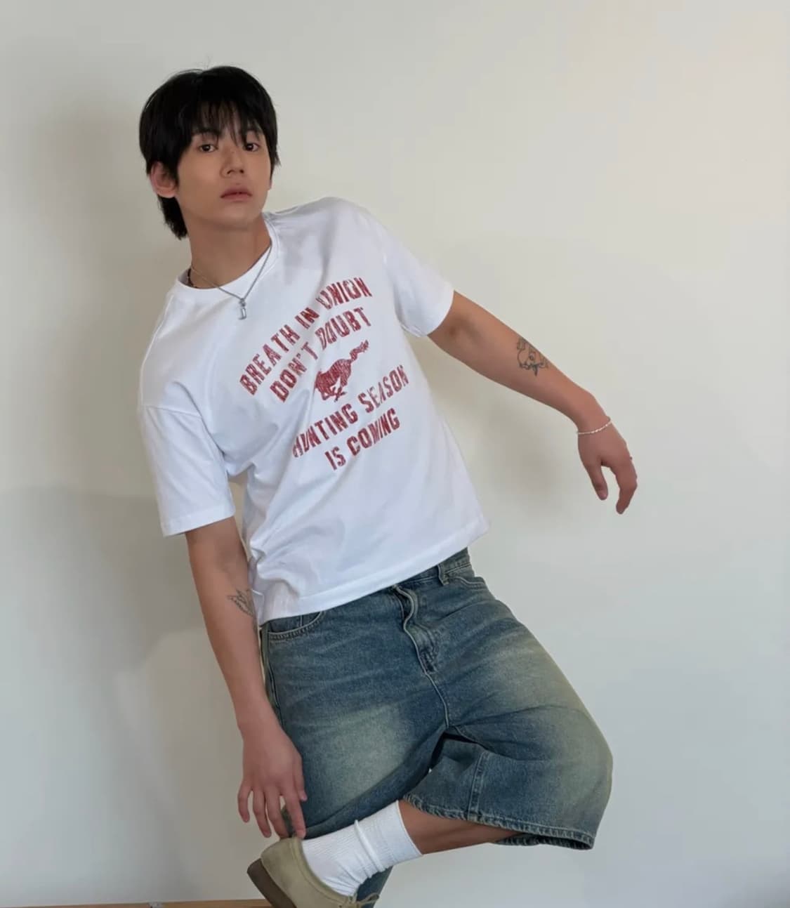 [아모우] Vintage Horse Half T-Shirts White 상품이미지1