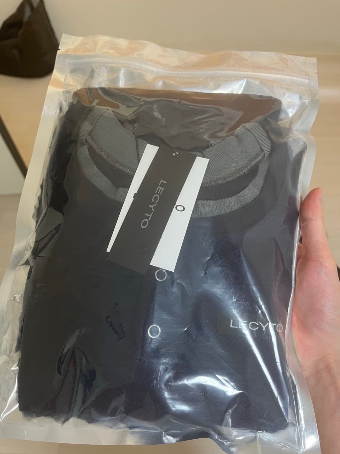 레씨토 Lily Henley Neck Sleeveless_[Navy] 상품이미지2