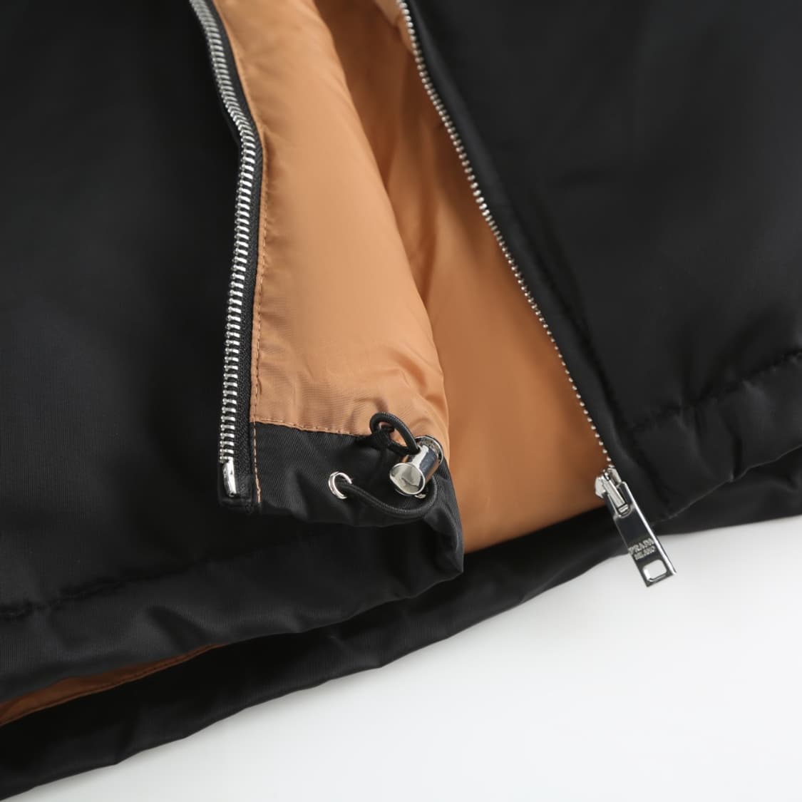 프라다 패딩 상품이미지9