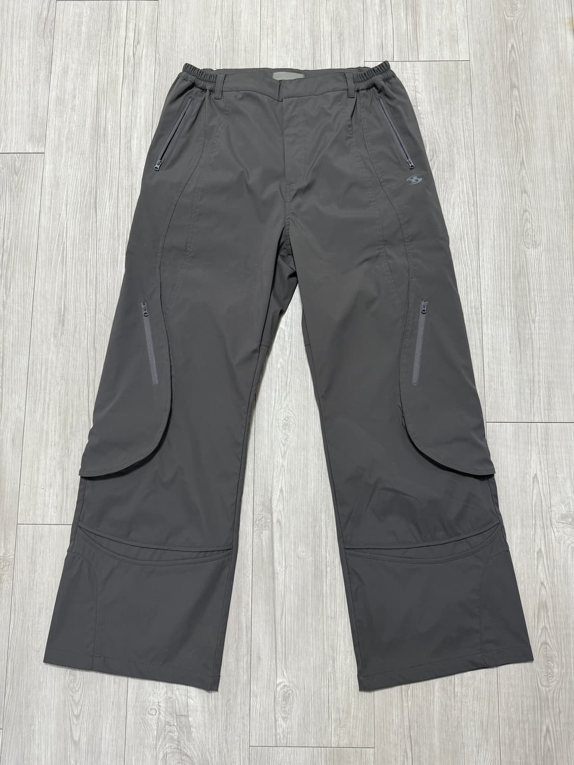 [3] 산산기어 23FW 커버링 포켓 팬츠 차콜 상품이미지2