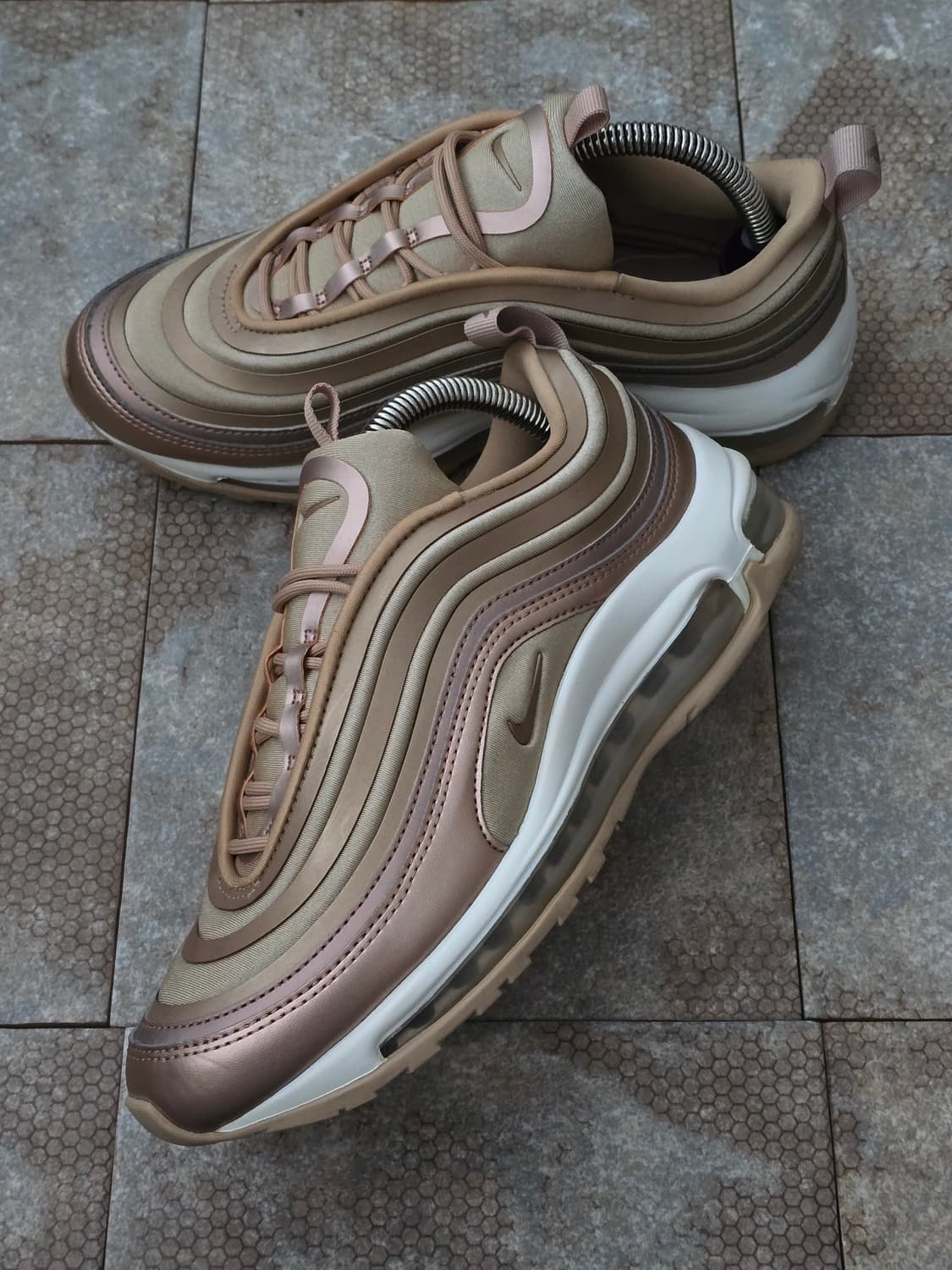 (230)나이키 에어맥스 97 울트라 17 메탈릭 브론즈 상품이미지3