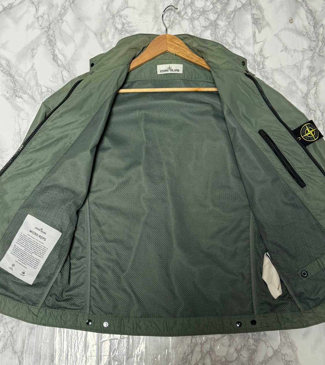 스톤아일랜드 MICRO REPS 카키 바람막이 자켓 상품이미지7