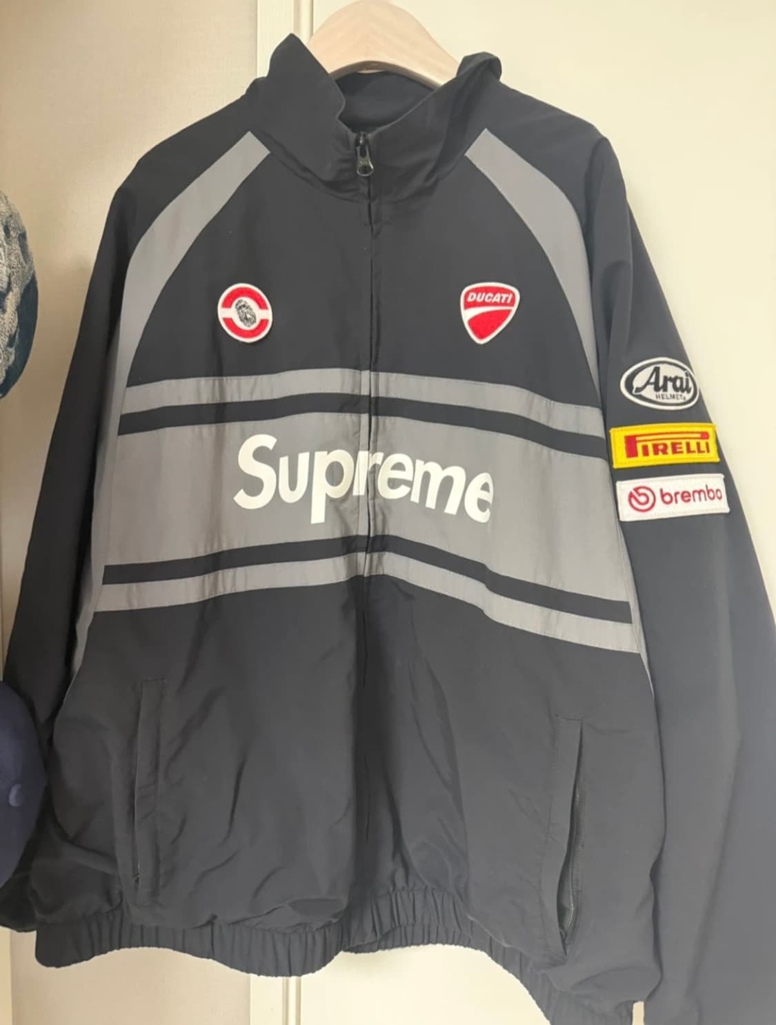 슈프림 x 두가티 트랙 자켓 상품이미지1