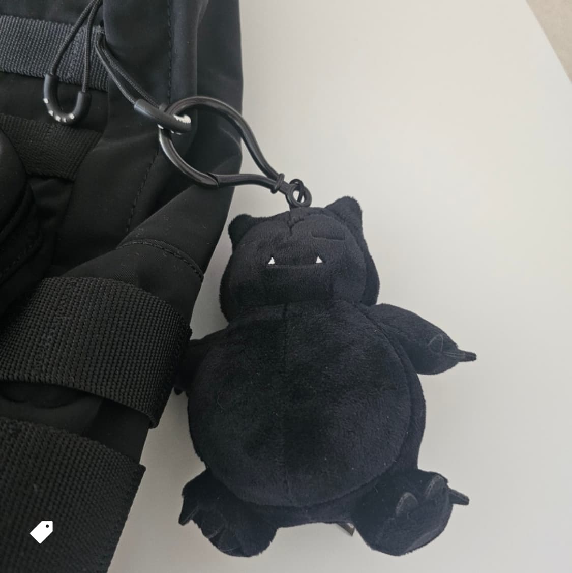 [프라그먼트 x 헬리녹스x 포켓몬] 콜라보  INN 잠만보 키링 블랙 상품이미지7