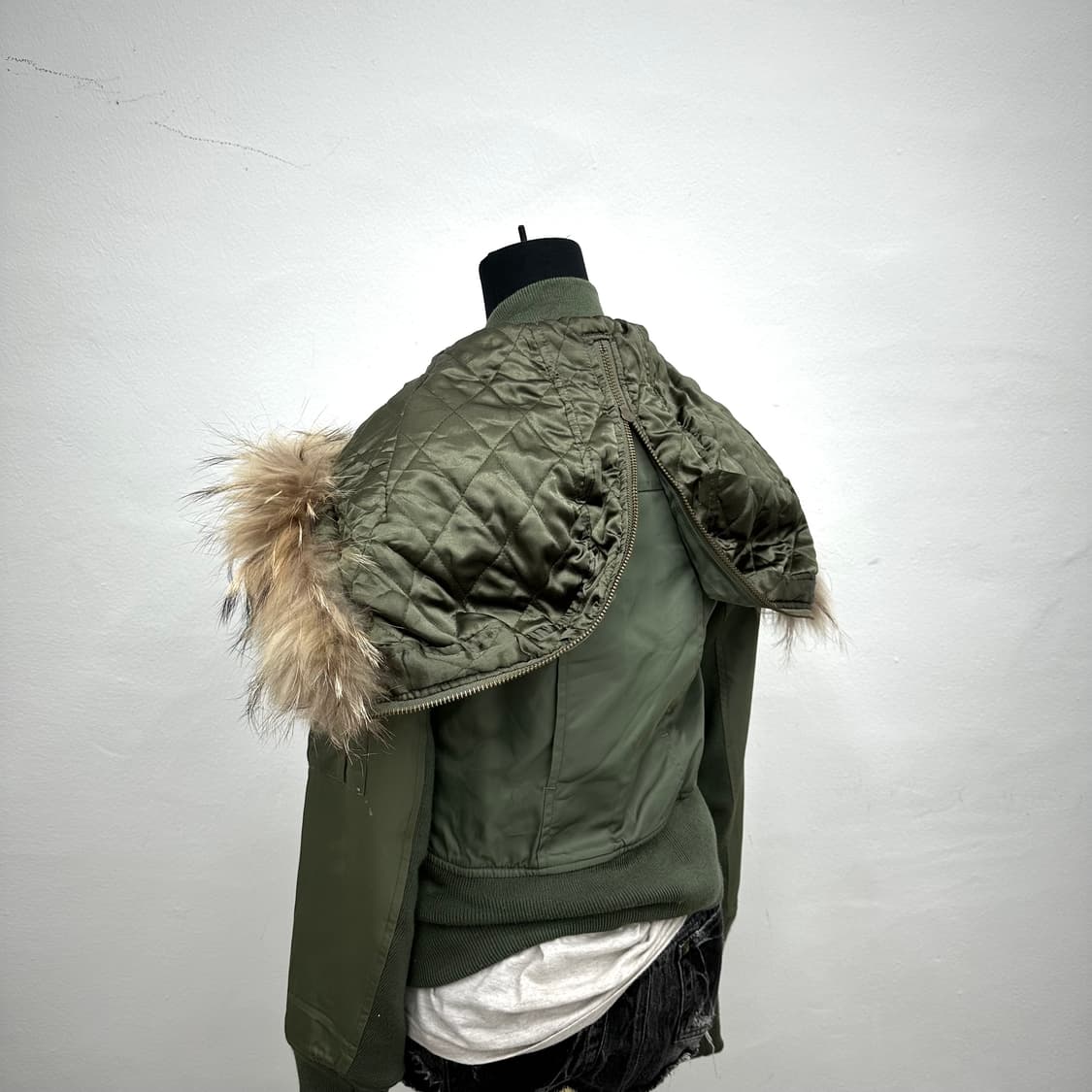 Sly 00’s khaki crop fur jacket 상품이미지3