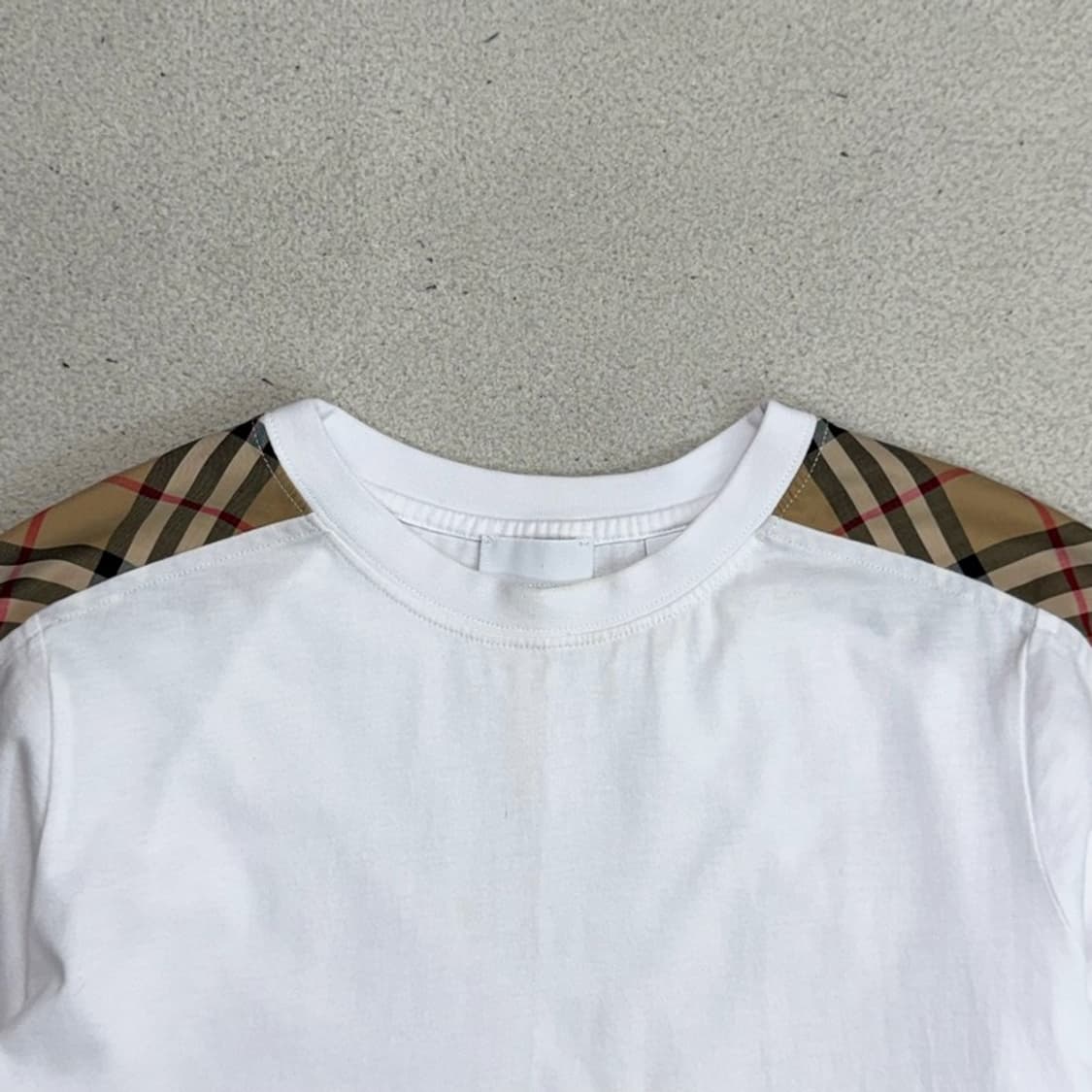 BURBERRY 주니어 체크 트리밍 코튼 반팔 티 12Y 152cm 상품이미지3