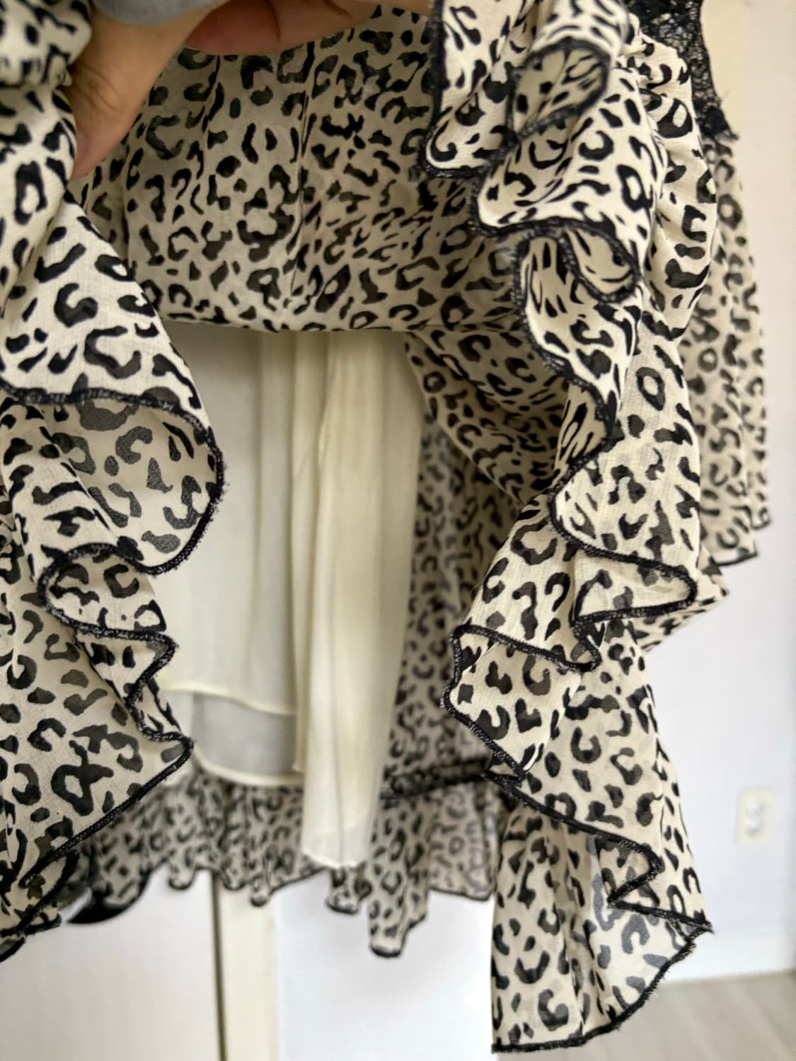 호피 레이스 블라우스 상품이미지3