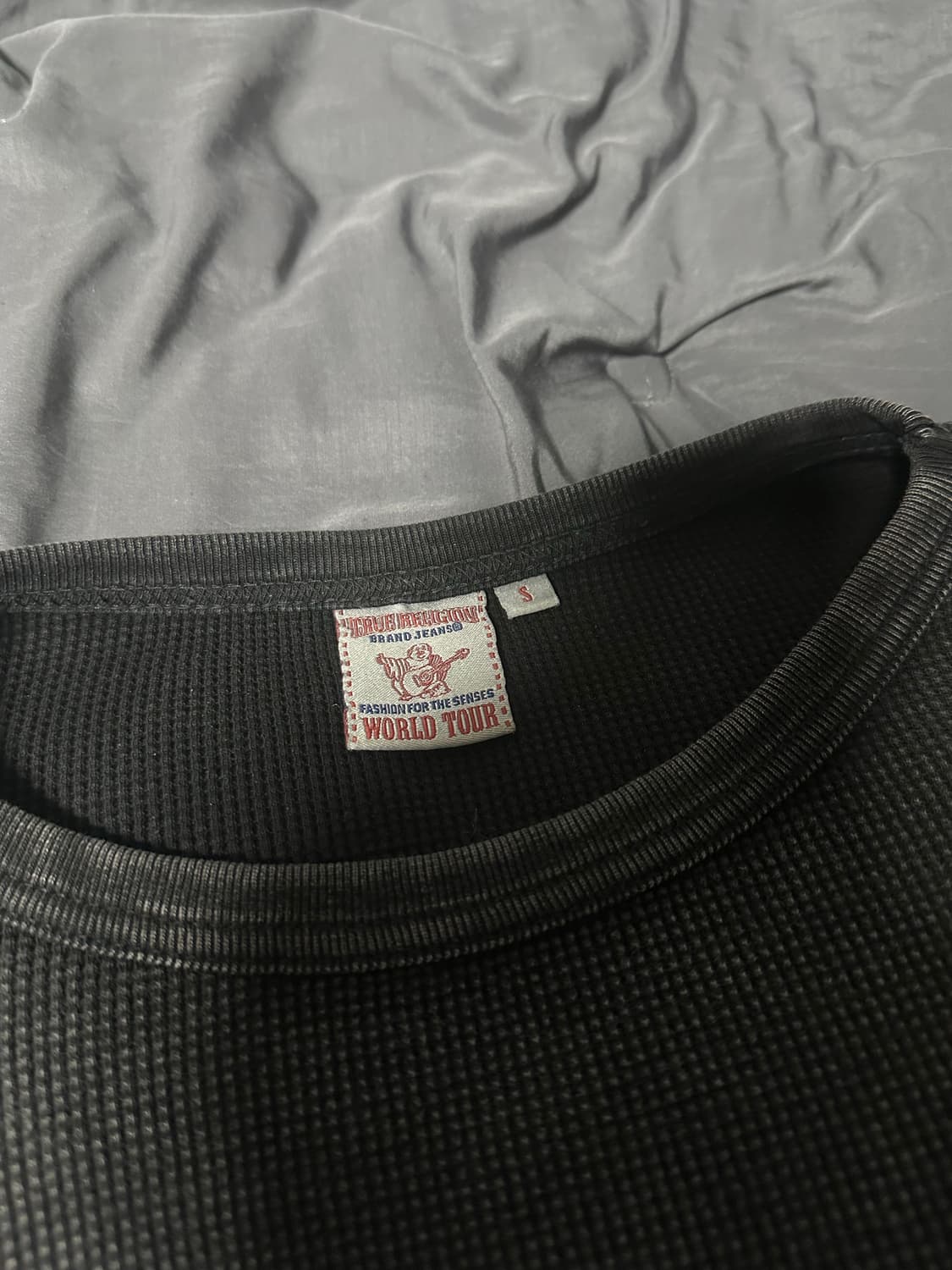 True Religion 트루릴리젼 월드투어 와플 워시드 롱슬리브 상품이미지4