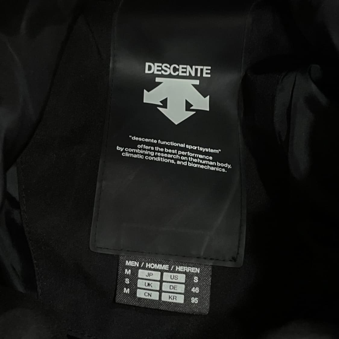 100 데상트 패딩 상품이미지5