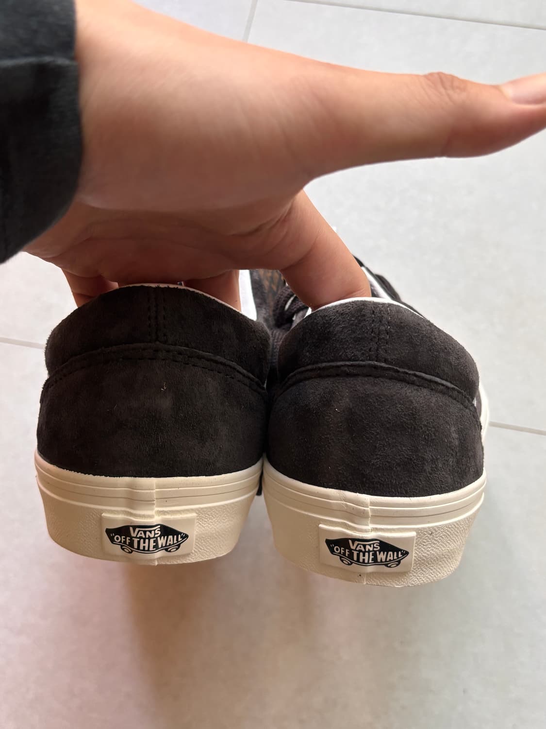 디자이너 터치 들어간듯한 반스 올드스쿨 스웨이드 다크브라운 상품이미지6