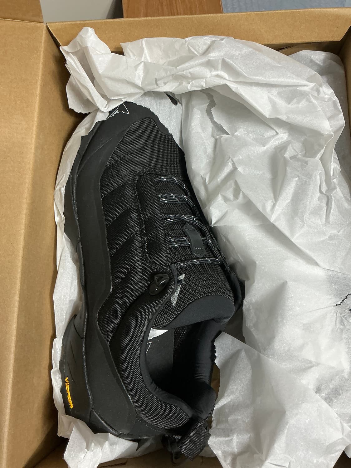 로아 하이킹 카타리나 블랙 EU43.5 (280) 상품이미지1