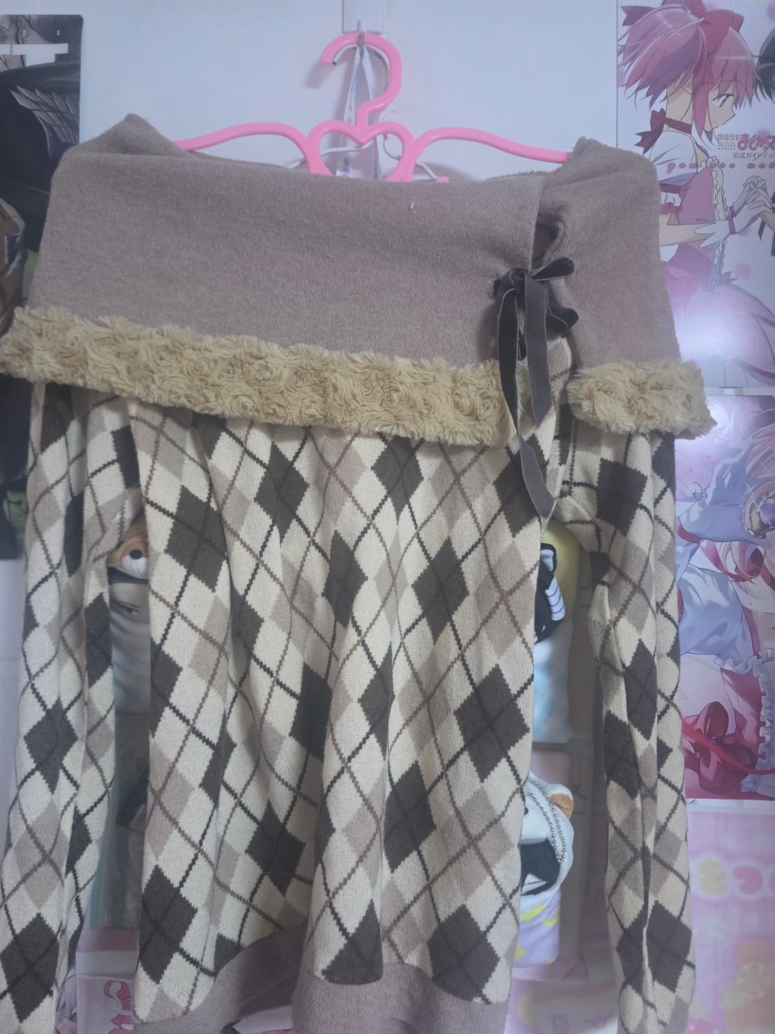 엑시즈팜 오프숄더 니트 상품이미지1