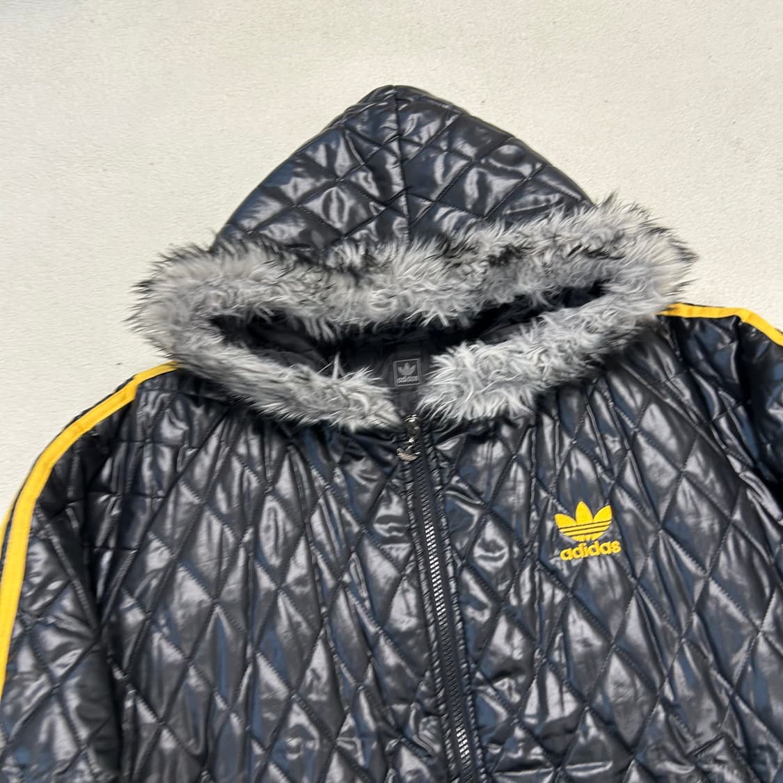 Adidas Oldschool Wolfjaw Trefoil padding 상품이미지6