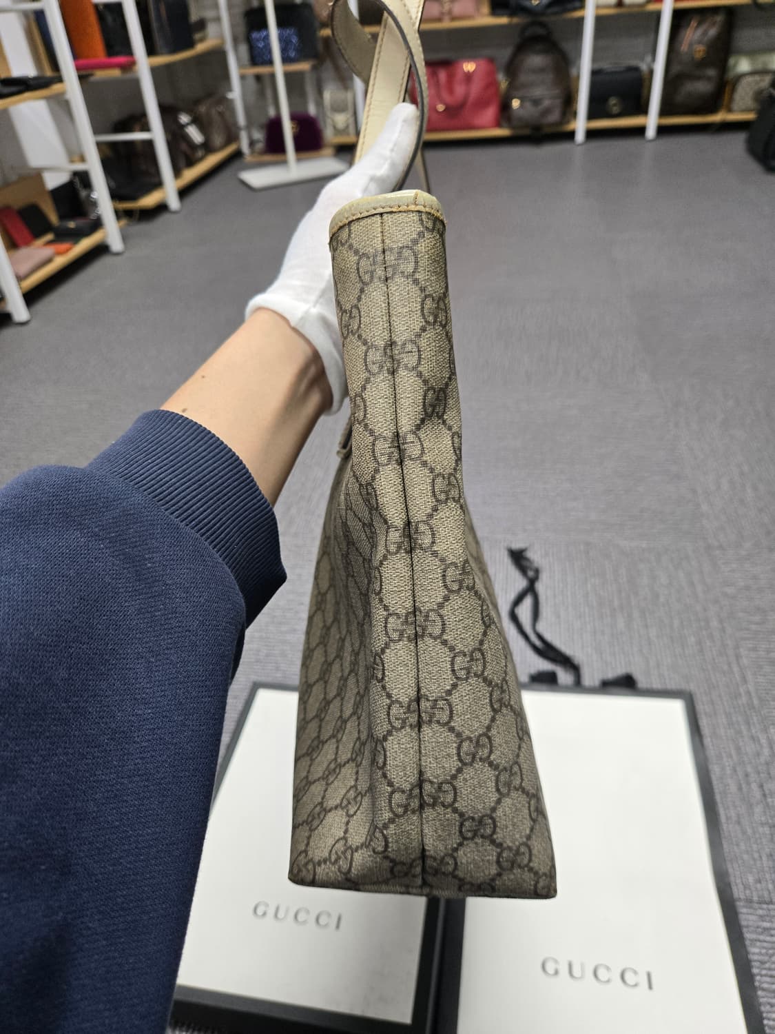 [특가][정품] 구찌 시그니처 라지 토트백 상품이미지4