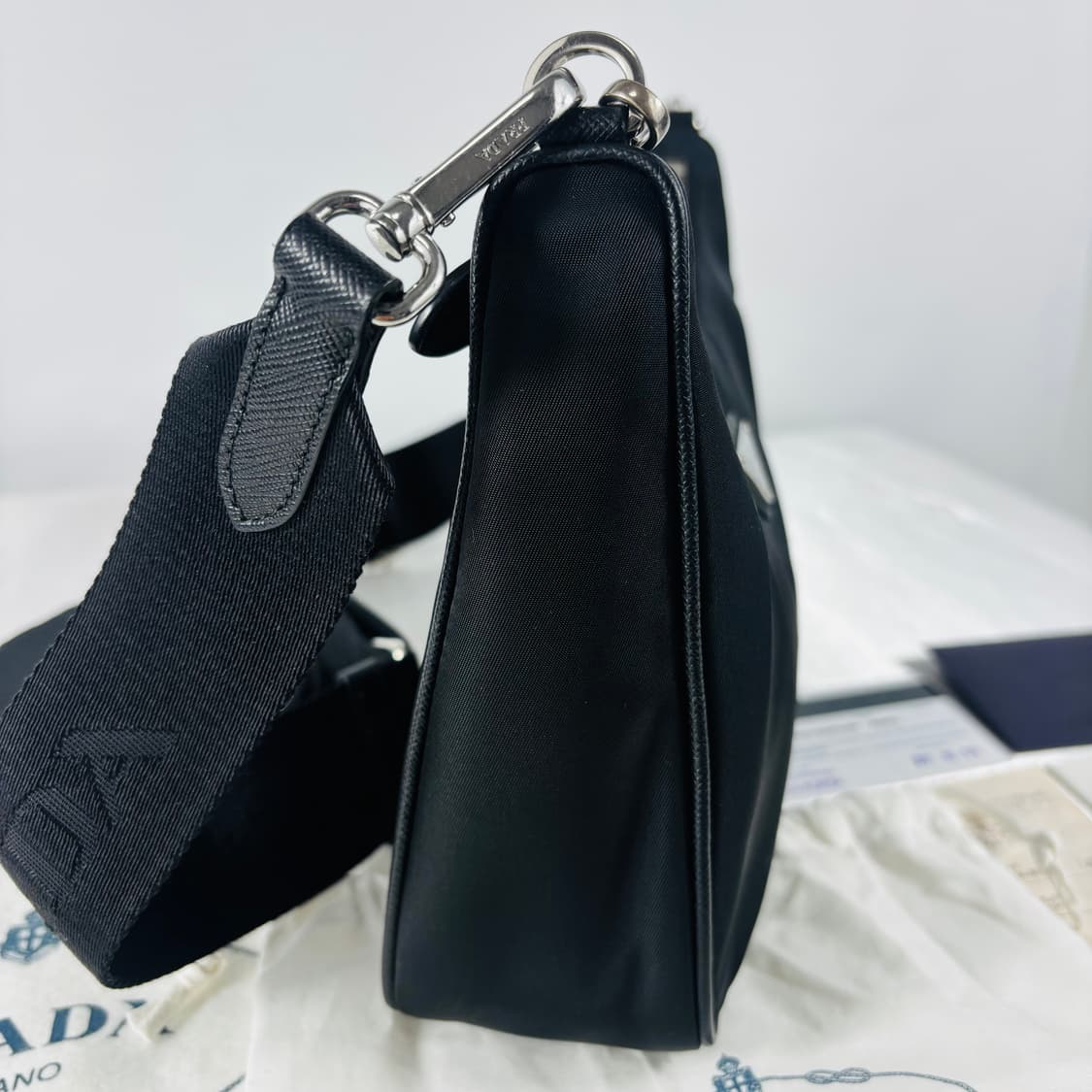 (정품)프라다 2005 리나일론 테수토 은장체인 호보백 상품이미지4