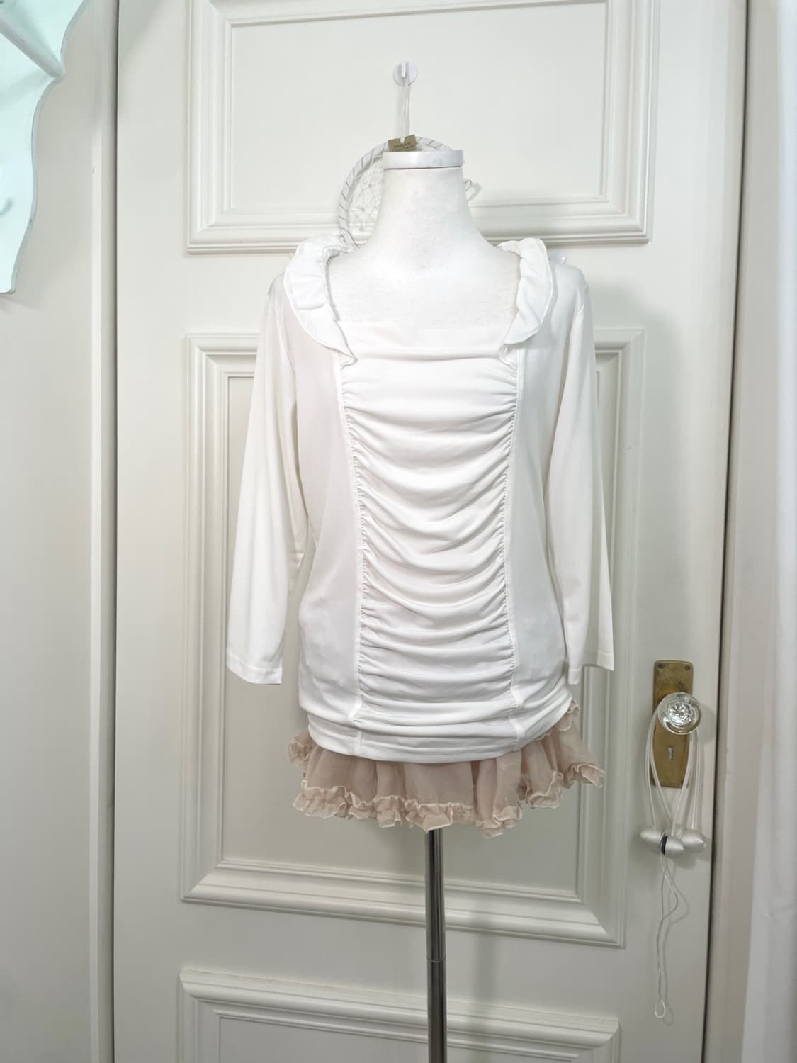 white shirring ruffle top(size-L)  상품이미지1