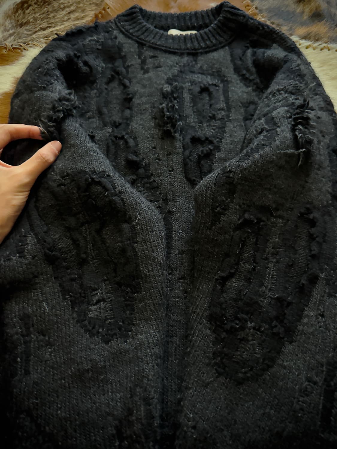 System Black distroid grunge knit 상품이미지4